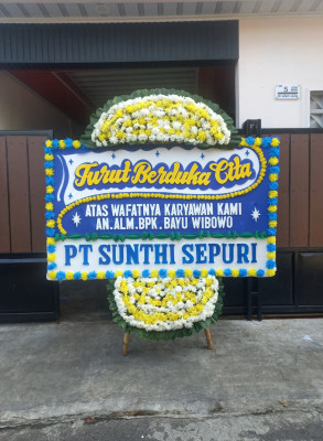 Papan Bunga Duka di Selebar