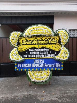 Papan Bunga Duka di Selebar